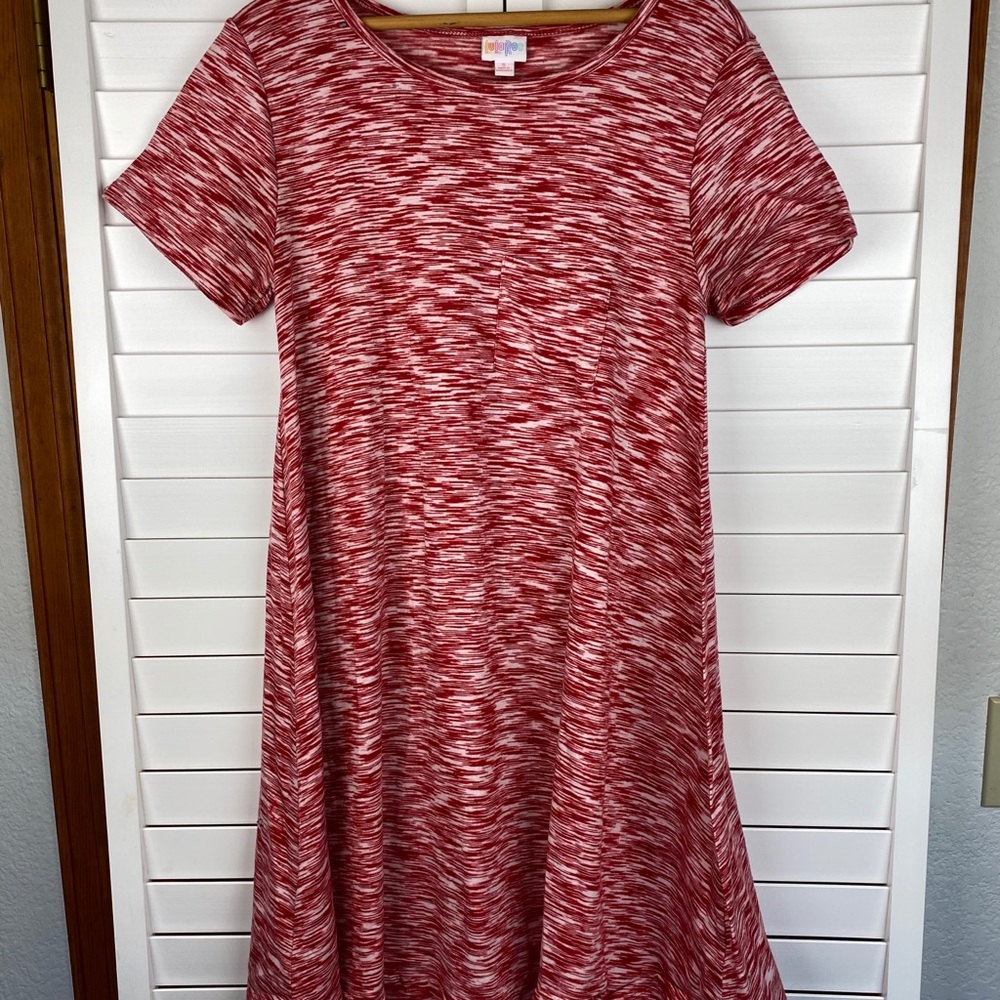 Lularoe Carly red and white Size small